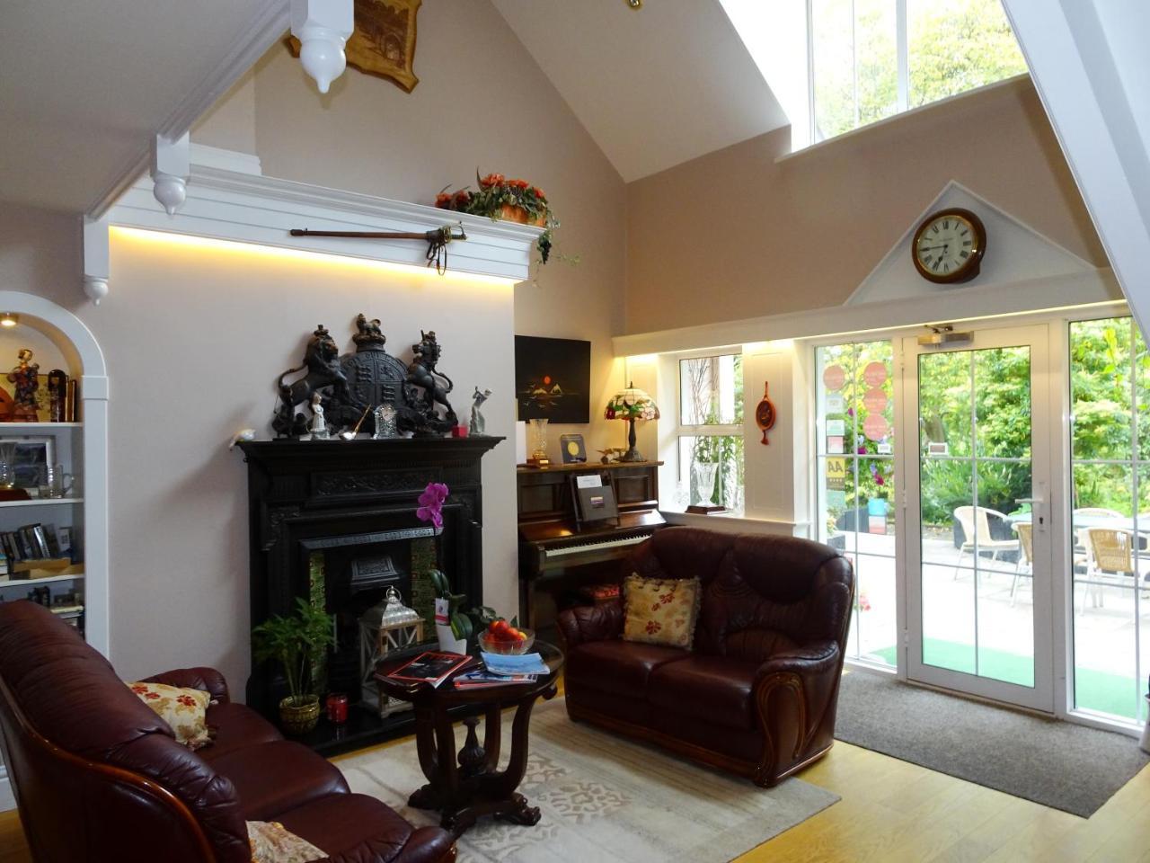 The Grove Lodge Guesthouse Killorglin Eksteriør bilde